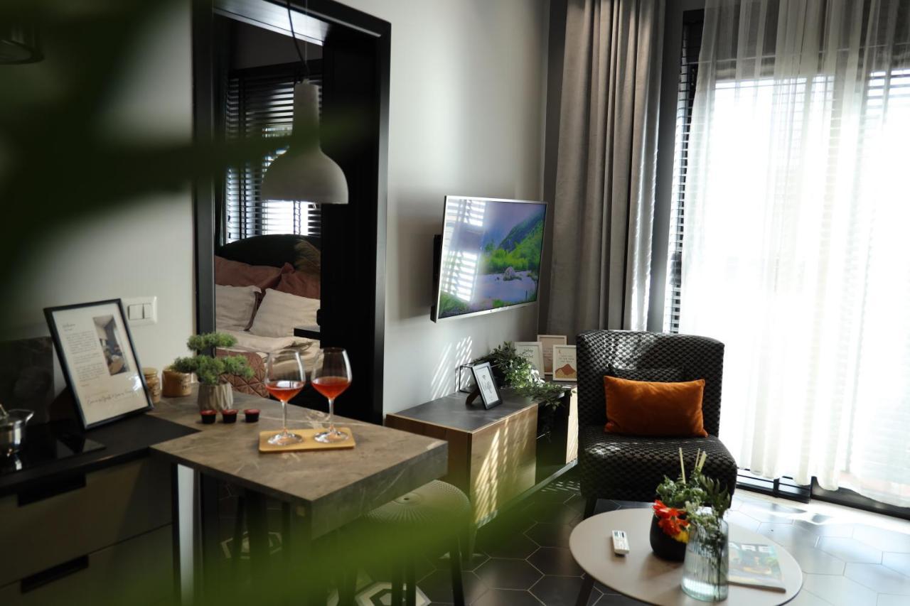 Urban Stay Tirana Deluxe Dış mekan fotoğraf